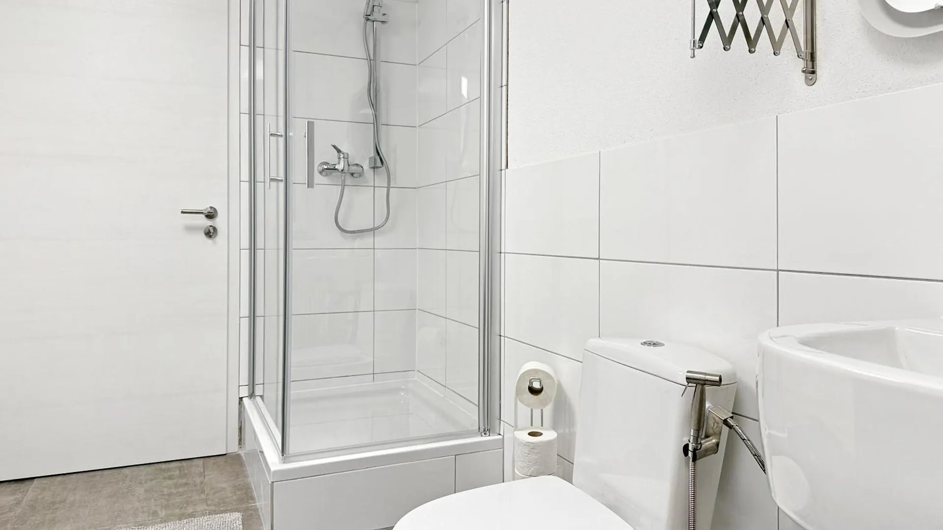Group Friendly Comfort Central Stuttgart Apartment