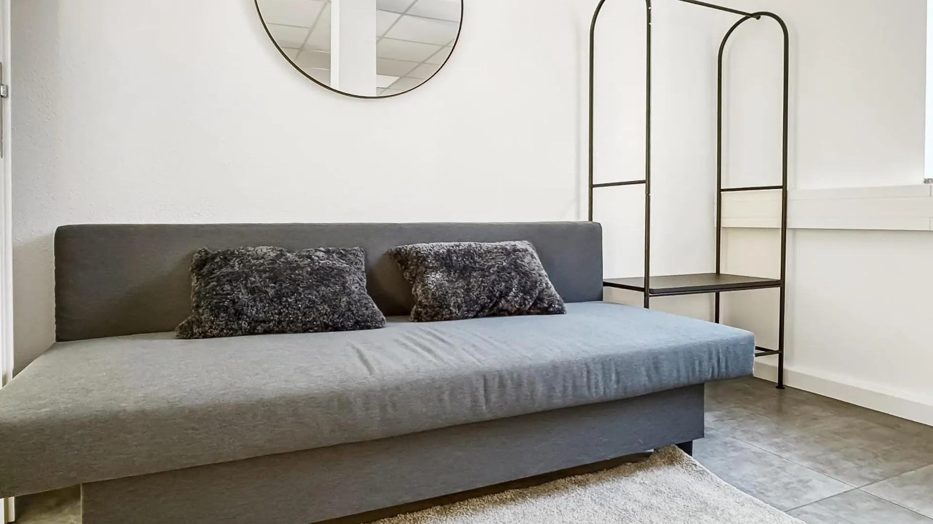 Group Friendly Comfort Central Stuttgart Apartment