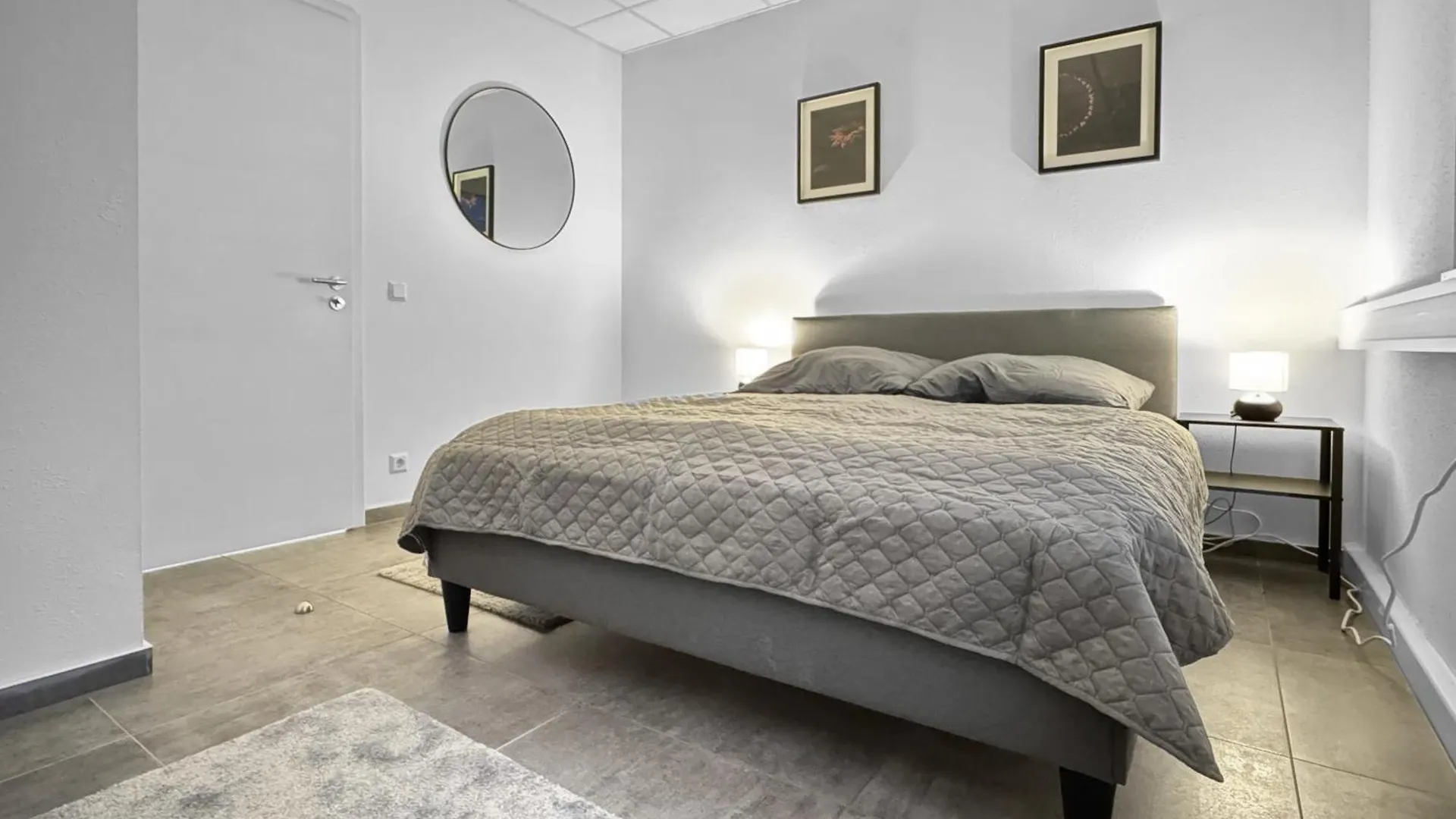 Group Friendly Comfort Central Stuttgart Apartment