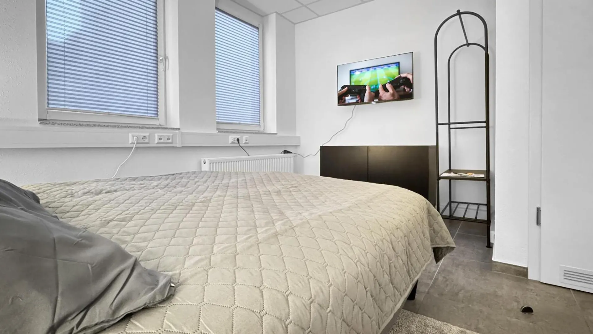 Group Friendly Comfort Central Stuttgart Apartment