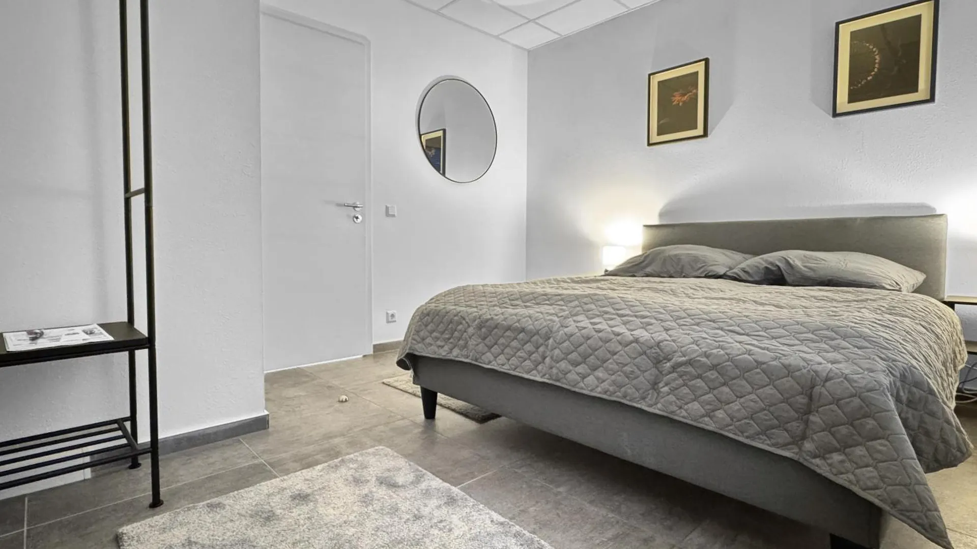 Group Friendly Comfort Central Stuttgart Apartment