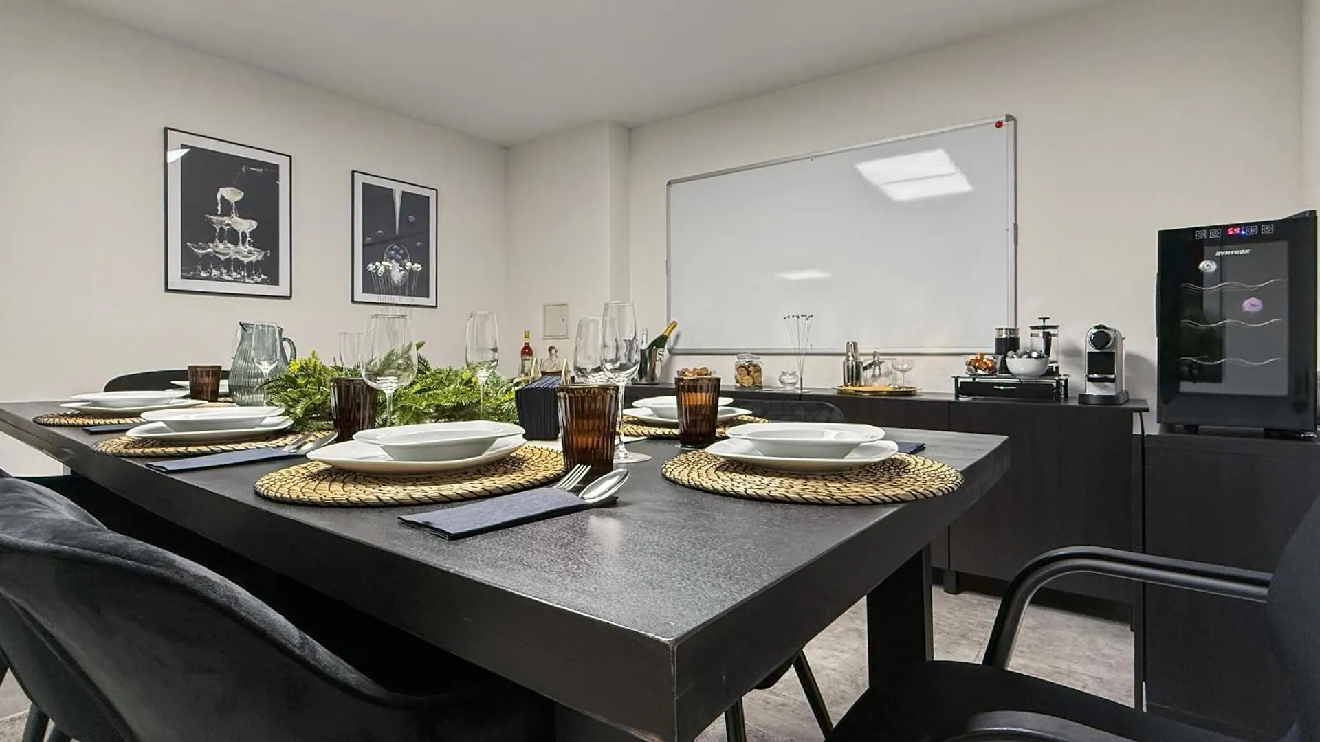 Group Friendly Comfort Central Stuttgart Apartment