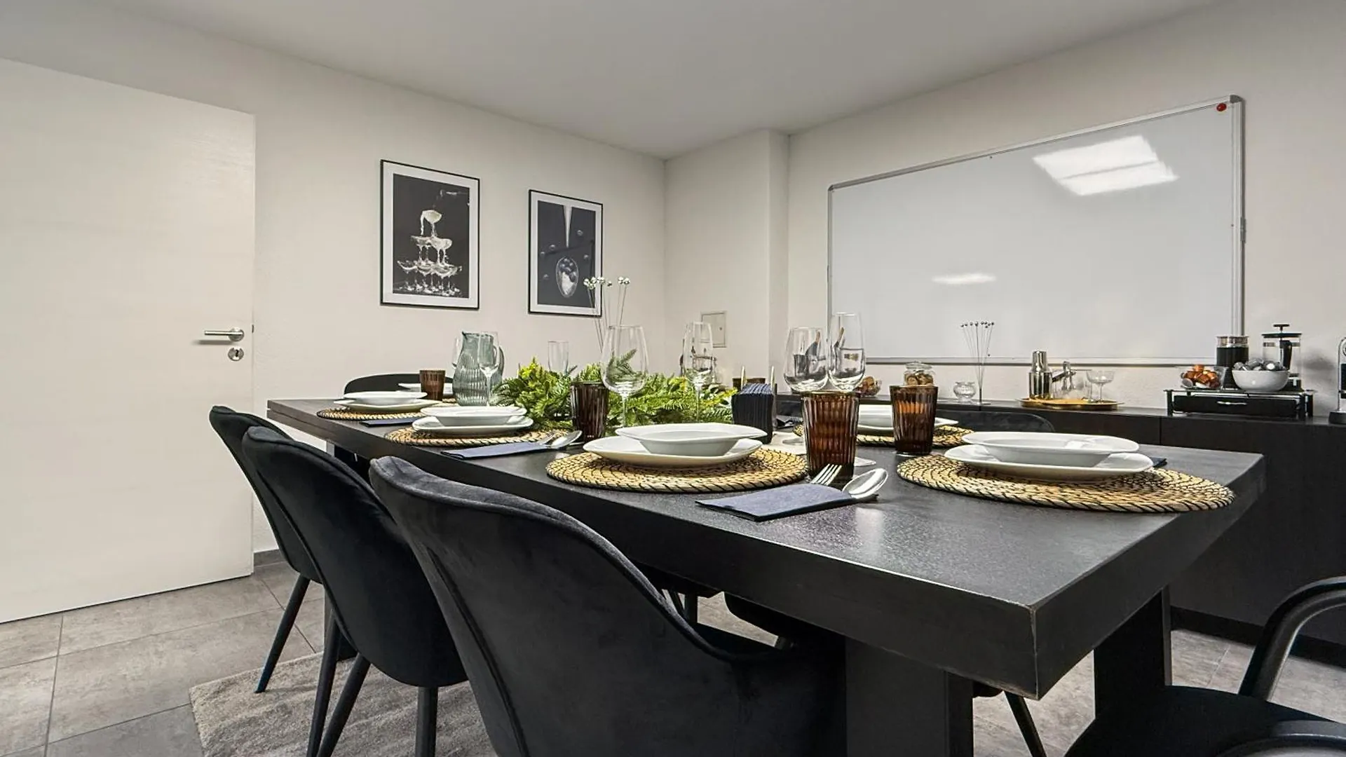 Group Friendly Comfort Central Stuttgart Apartment 0*,