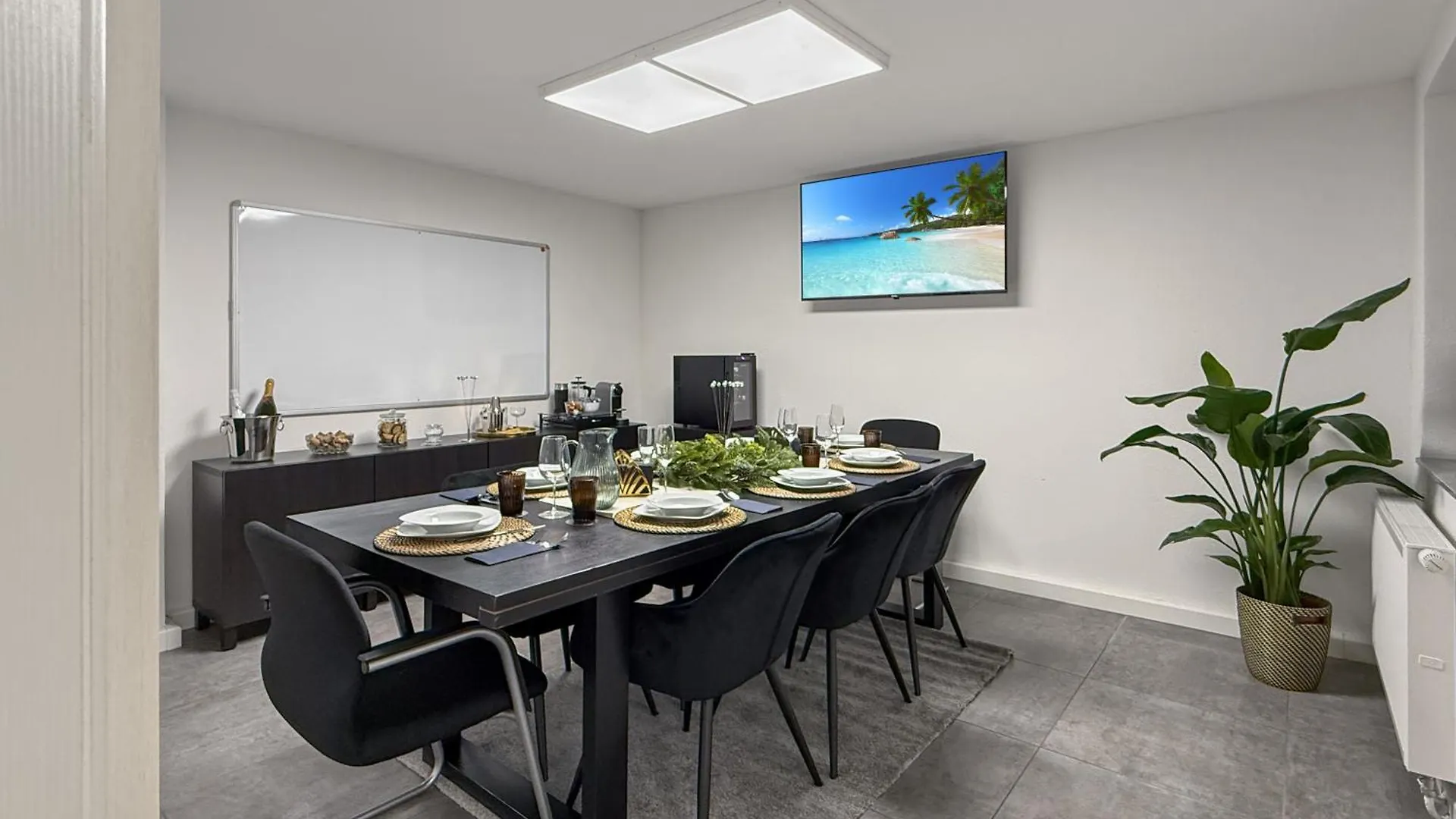 Group Friendly Comfort Central Stuttgart Apartment